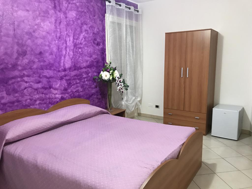 Rosy And Roby Bed & Breakfast Gasponi Bagian luar foto